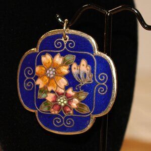 Vtg Cloisonné Enamel Pendant Floral & Butterfly Design 1.5" Diameter